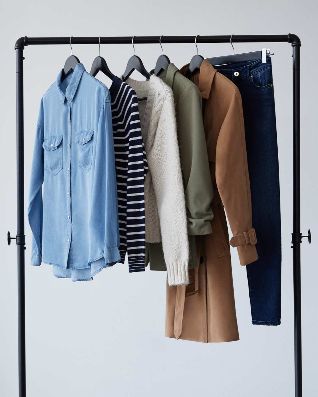 The 10 essential pieces every woman needs  Fashion capsule wardrobe, 10  item wardrobe, Capsule wardrobe