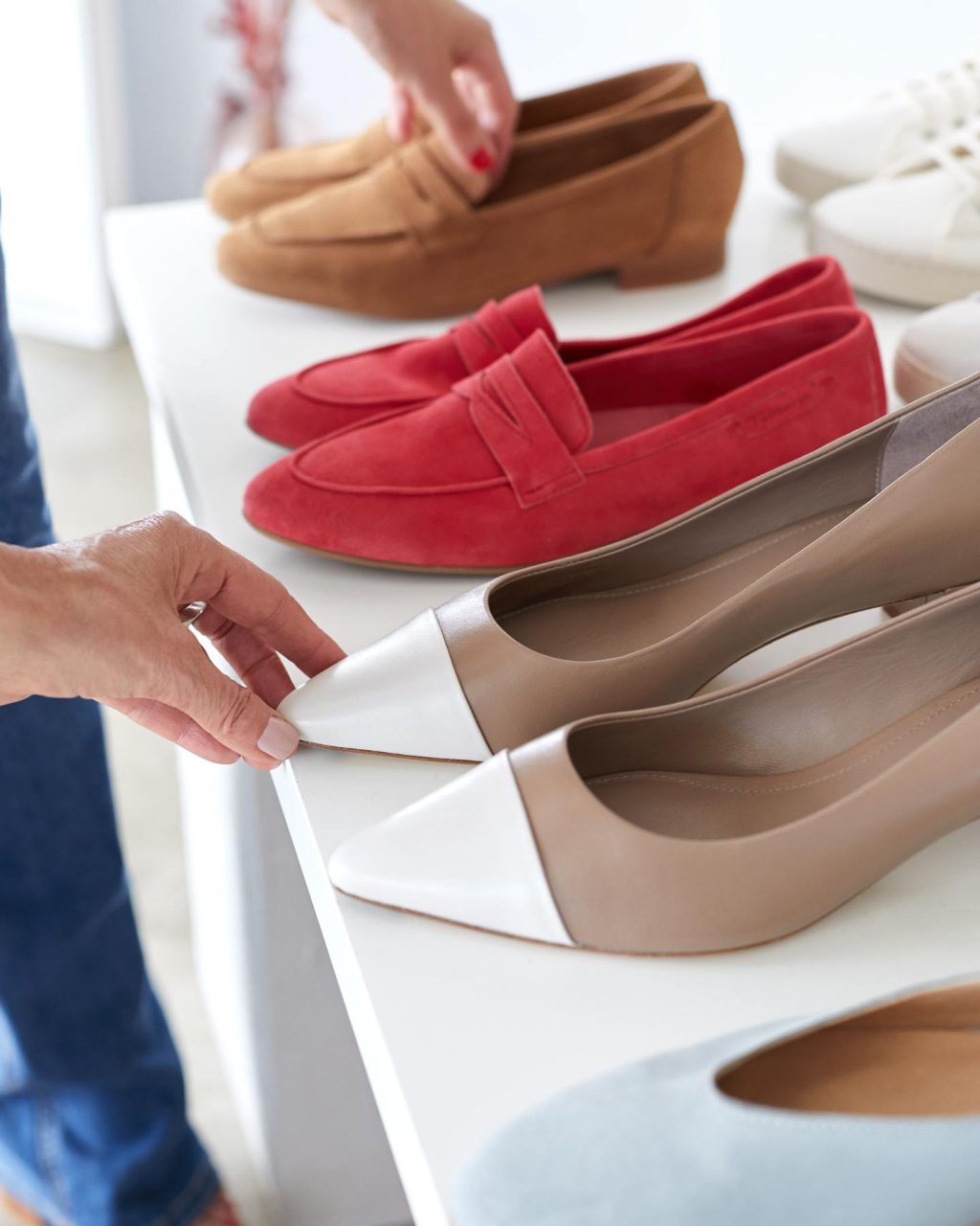 7 tipos de zapatos para mujeres con pies anchos - Mundo Positivo