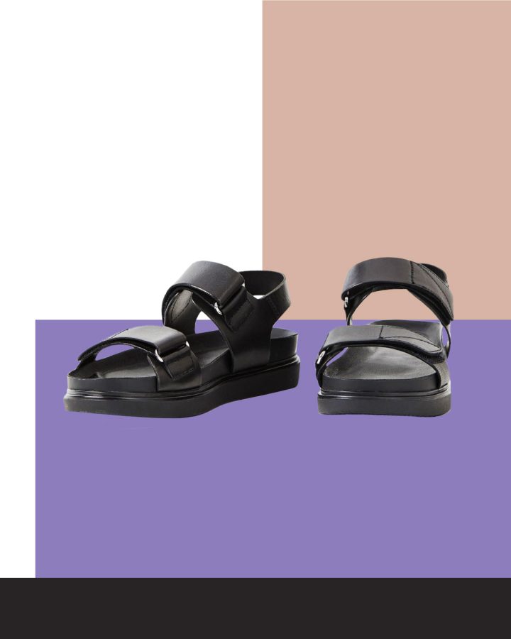 ugly sandals negras