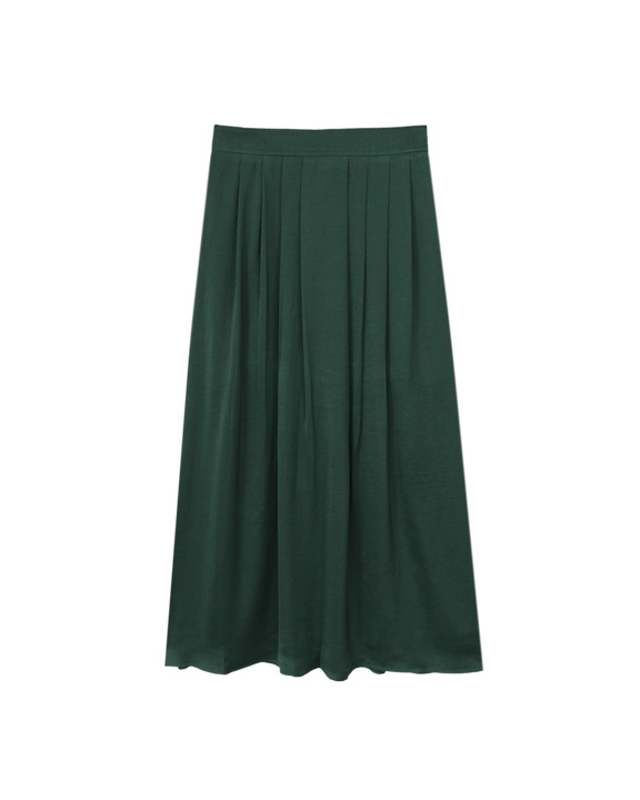 une jupe longue et fluide vert