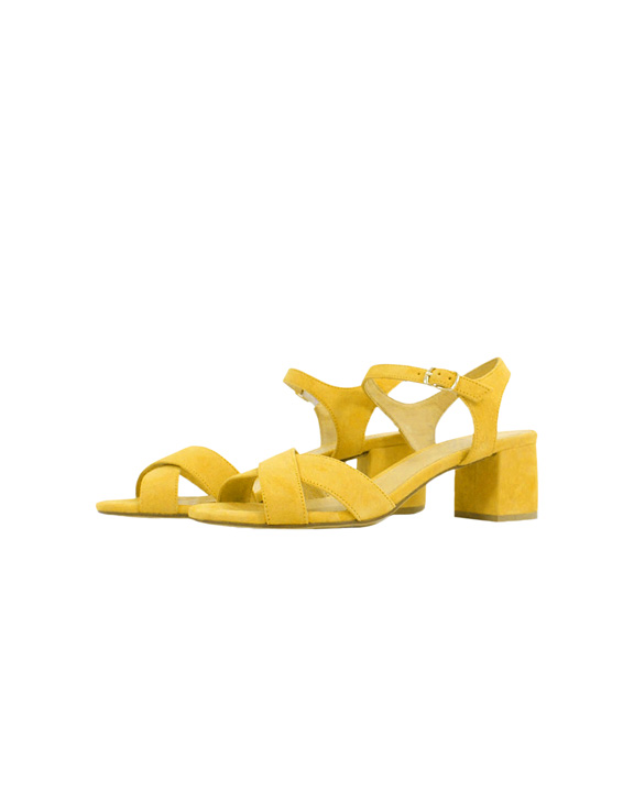 sandalias amarillas tacón